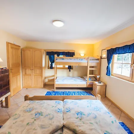 Authentic Pohorje House With Riverside Outdoor Sauna בית נופש *