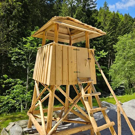 Authentic Pohorje House With Riverside Outdoor Sauna Сasa de vacaciones *